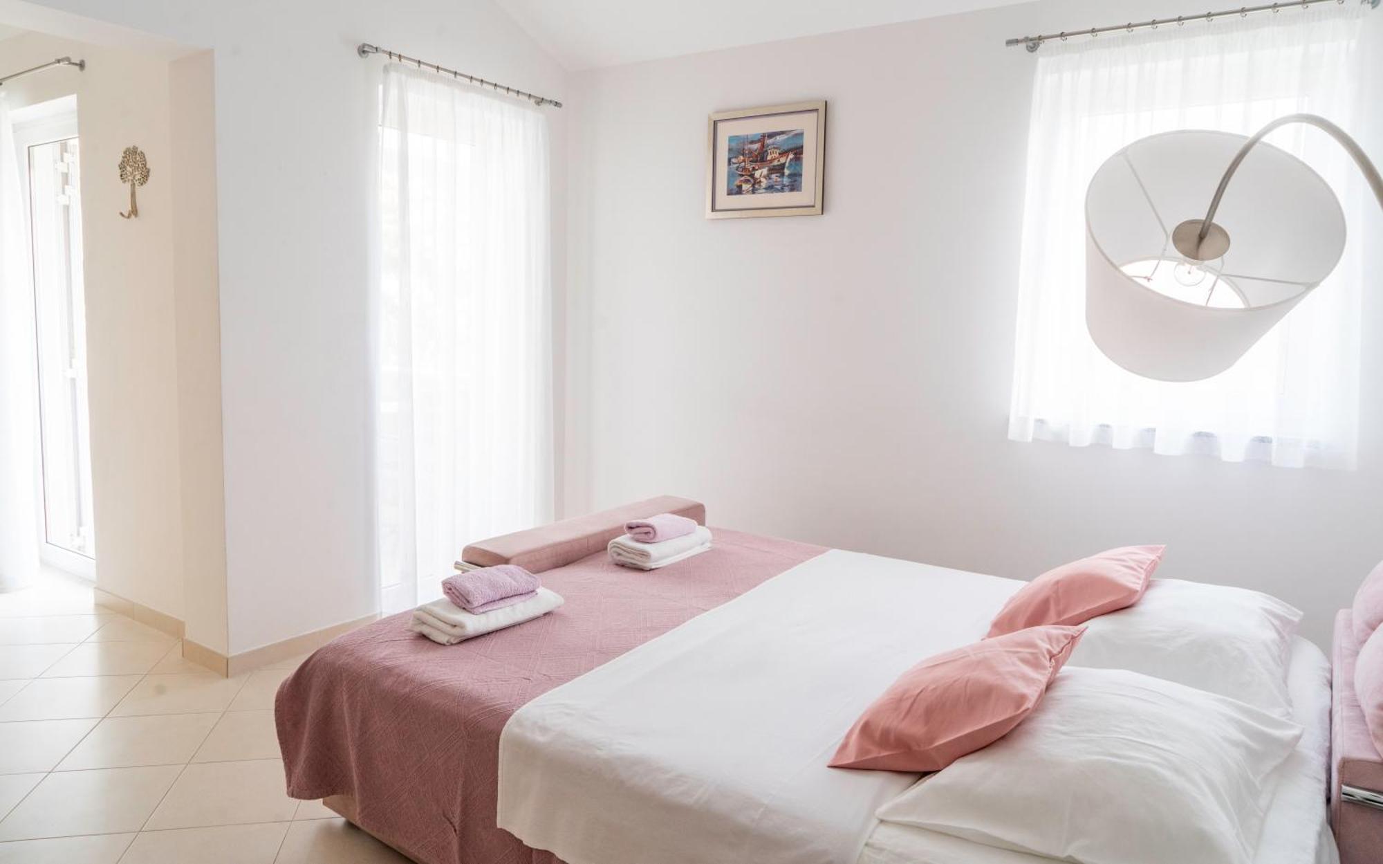 Apartments Lila Cres Habitación foto